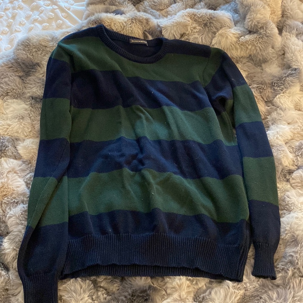 brandy melville sweater